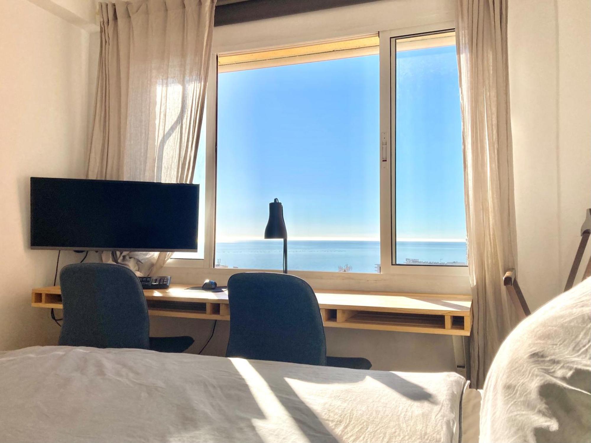 Beautiful Mediterranean Views In Central 토레몰리노스 외부 사진
